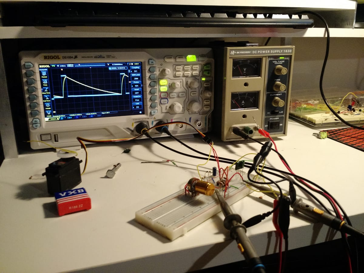 Analog PWM generator